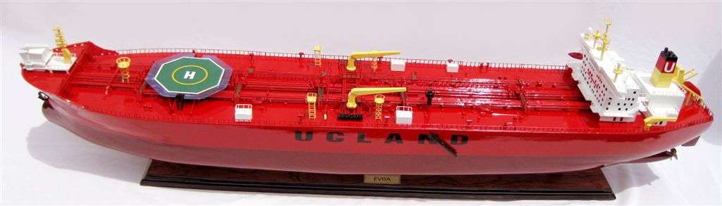 Evita Oil Tanker (Standard Range) - GN
